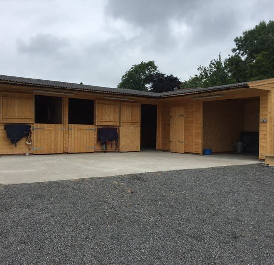 horse_stables (5)